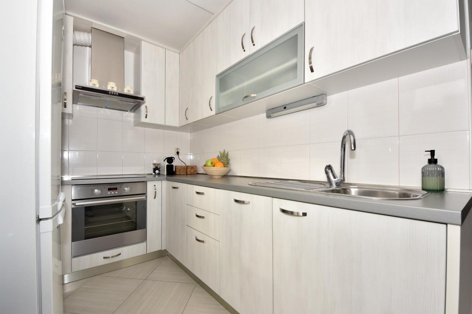 Lora Apartmán *